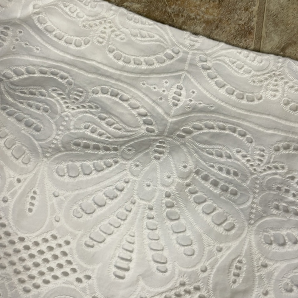 White eyelet mini skirt from Talbots size 2. - Picture 2 of 7